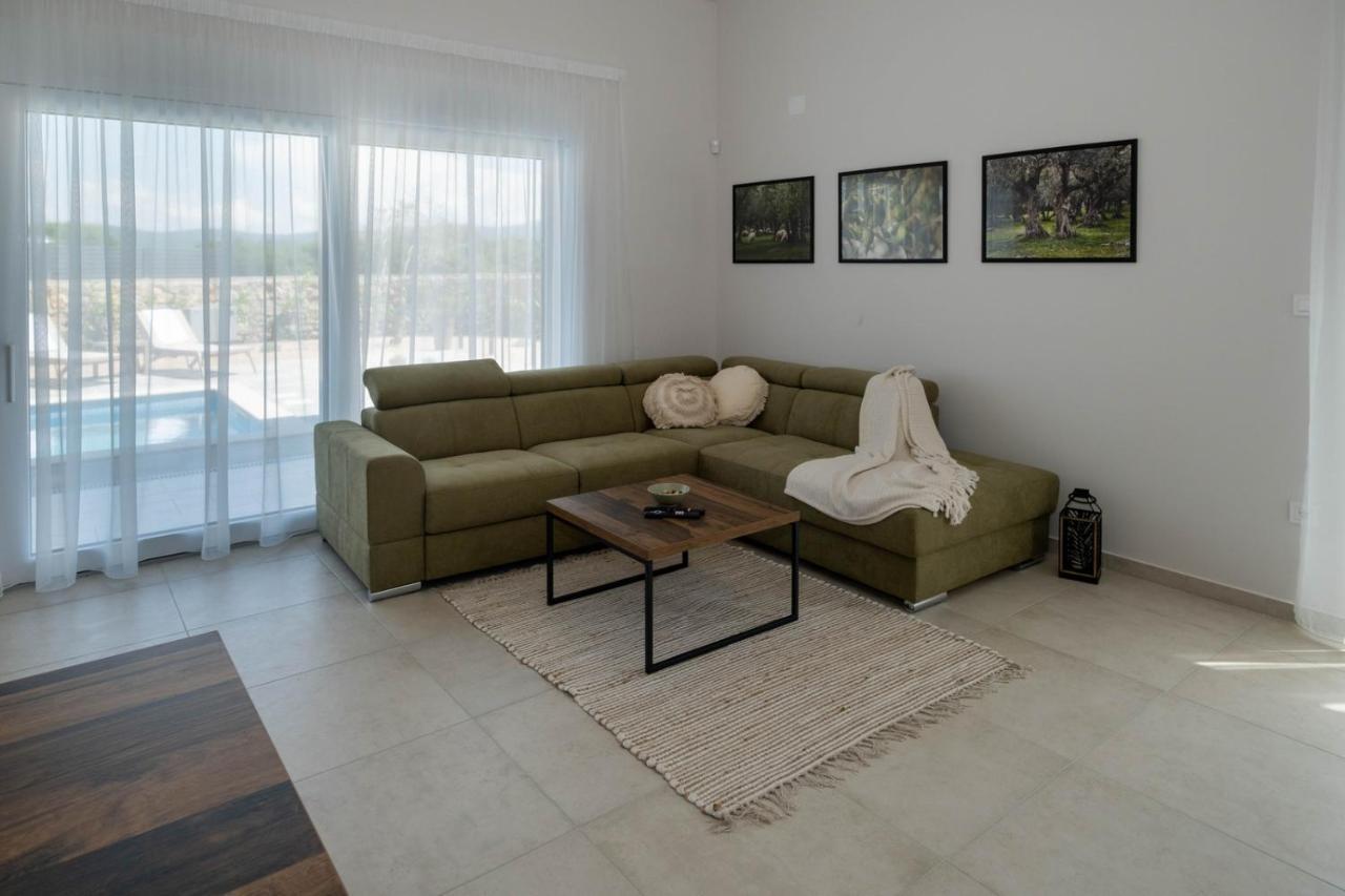 Villa Monika Muraj 外观 照片